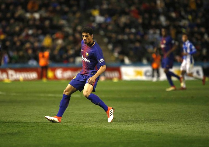 Barca ra mat cau thu nguoi Anh anh 2