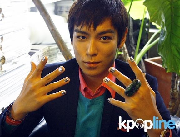 nam gioi son mong tay anh 3