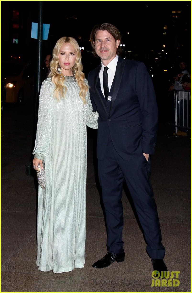 dam cuoi nha thiet ke marc jacobs anh 9