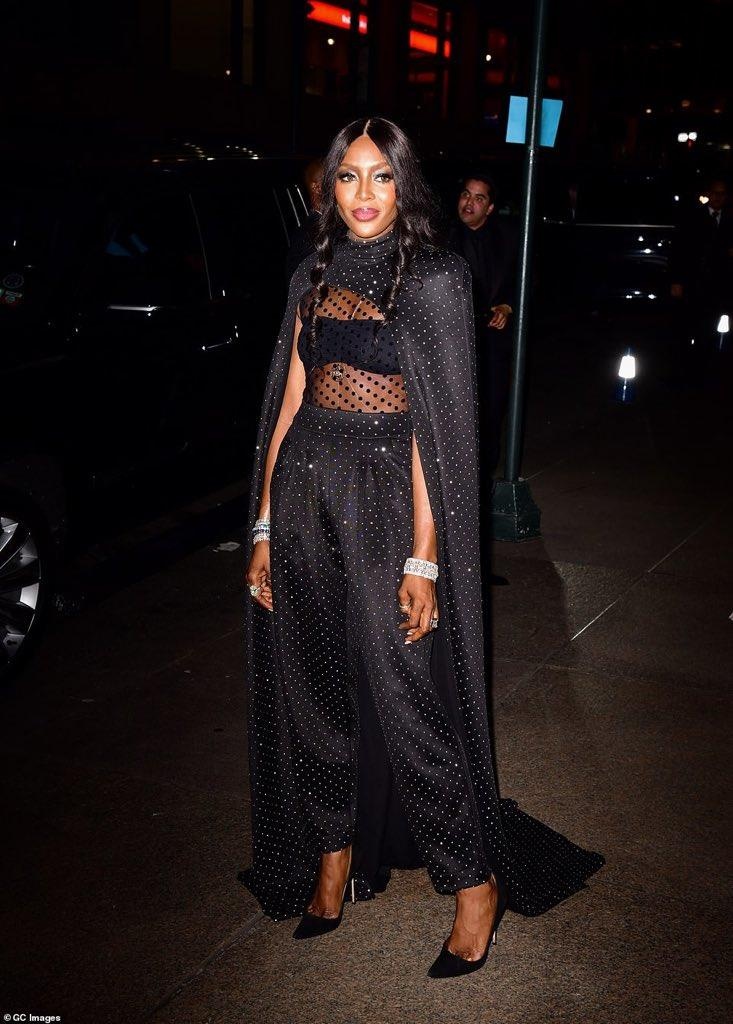 dam cuoi nha thiet ke marc jacobs anh 7