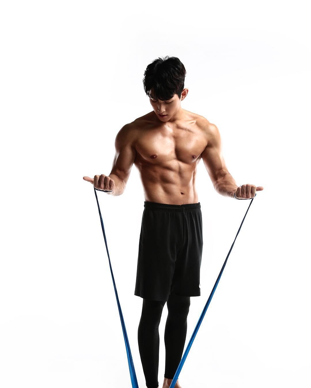 Che do tap luyen cua cac huan luyen vien the hinh anh 4