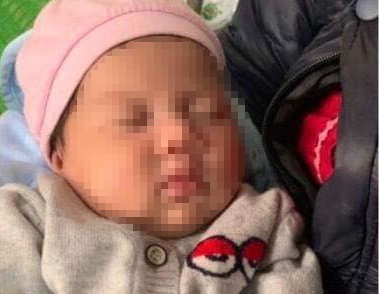 Be gai bi bo roi truoc cong chua anh 1