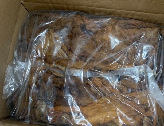 Chan xe cho hon tan noi tang lon ra bien gioi hinh anh