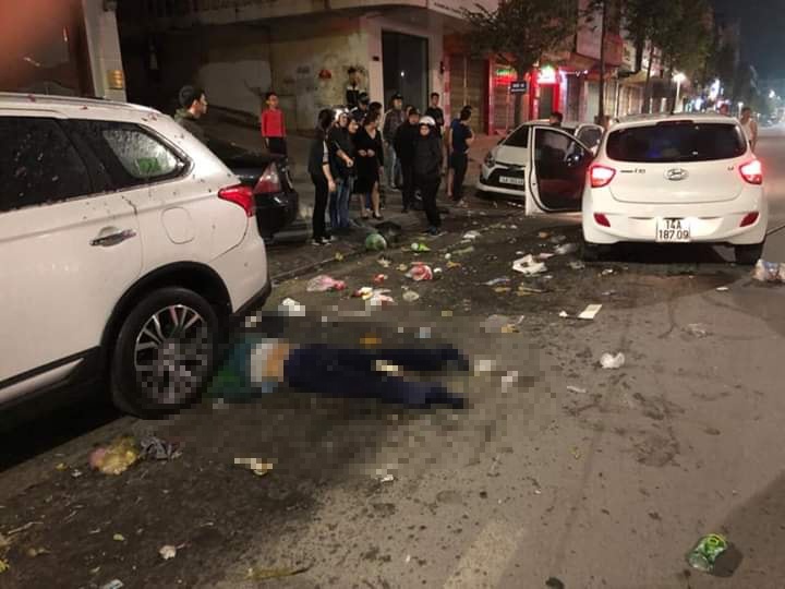 Dang quet rac, nu lao cong bi oto dam tu vong hinh anh