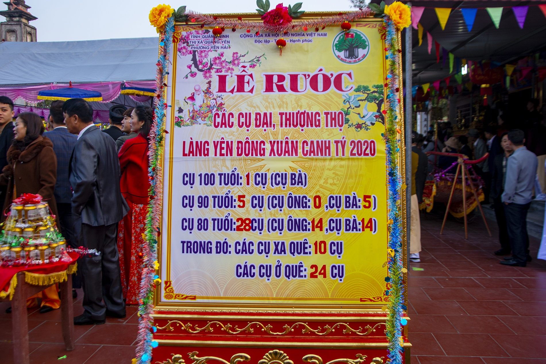 Ve dao Ha Nam xem hoi ruoc nguoi song doc nhat Viet Nam anh 5