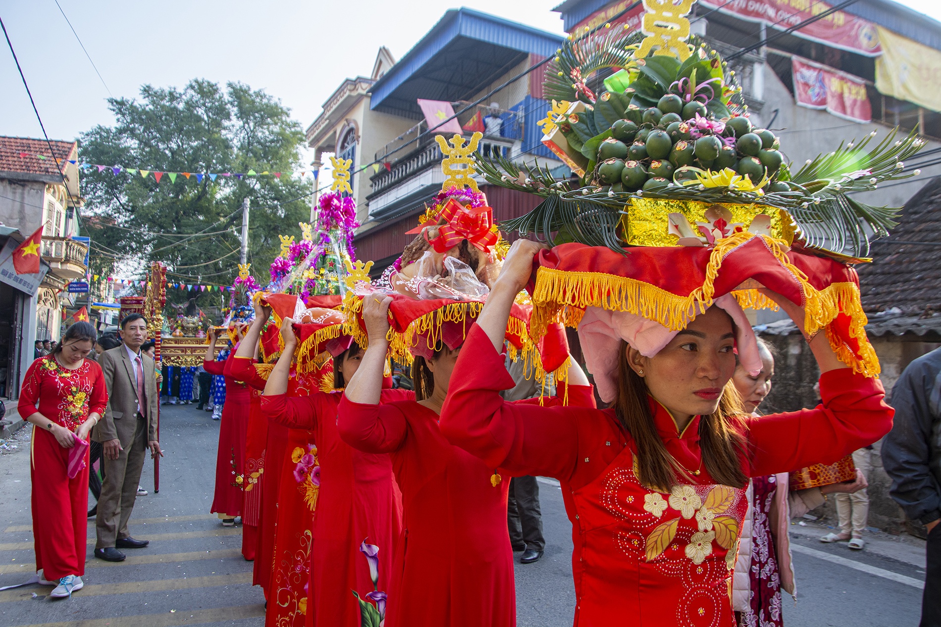 Ve dao Ha Nam xem hoi ruoc nguoi song doc nhat Viet Nam anh 12
