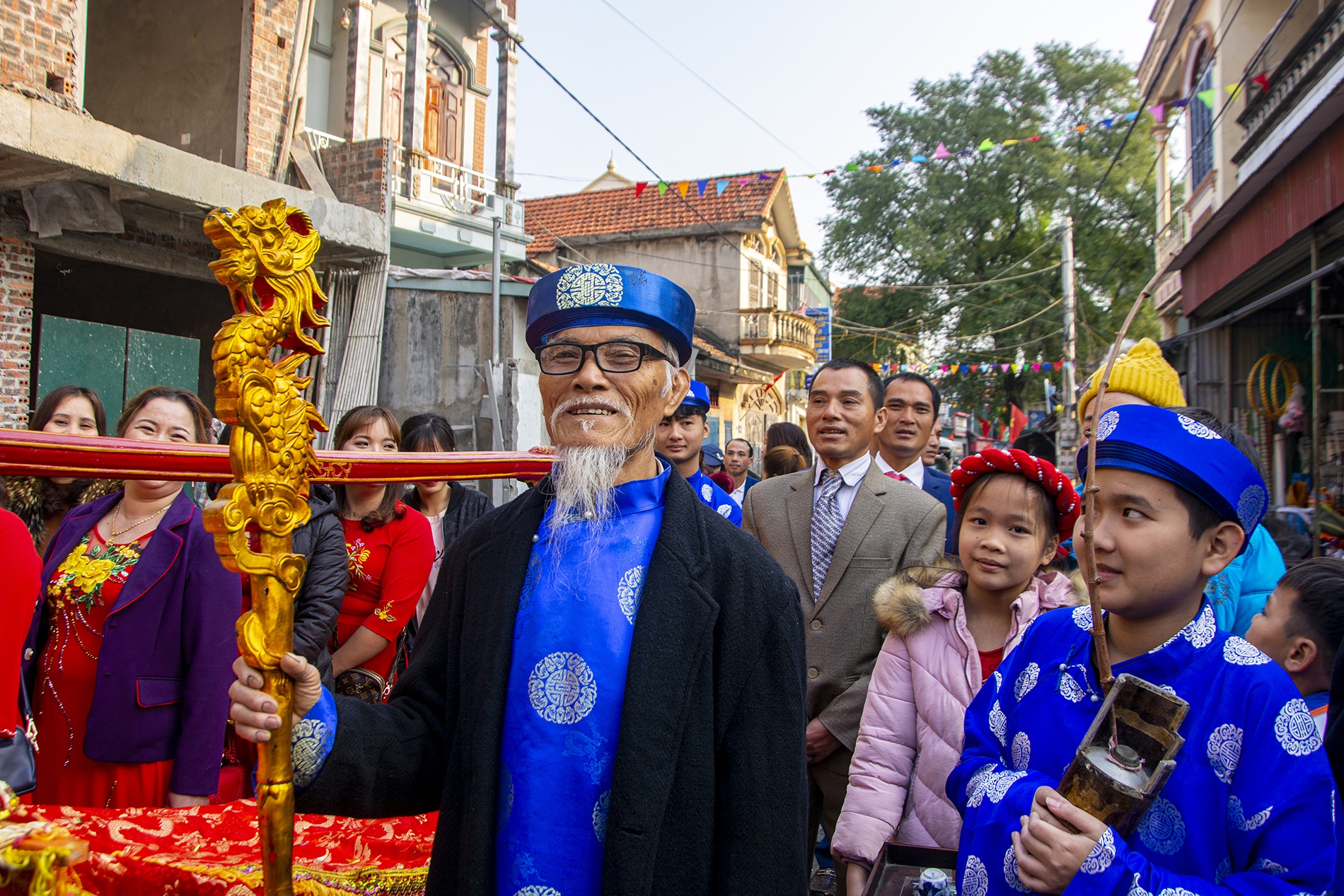 Ve dao Ha Nam xem hoi ruoc nguoi song doc nhat Viet Nam anh 17