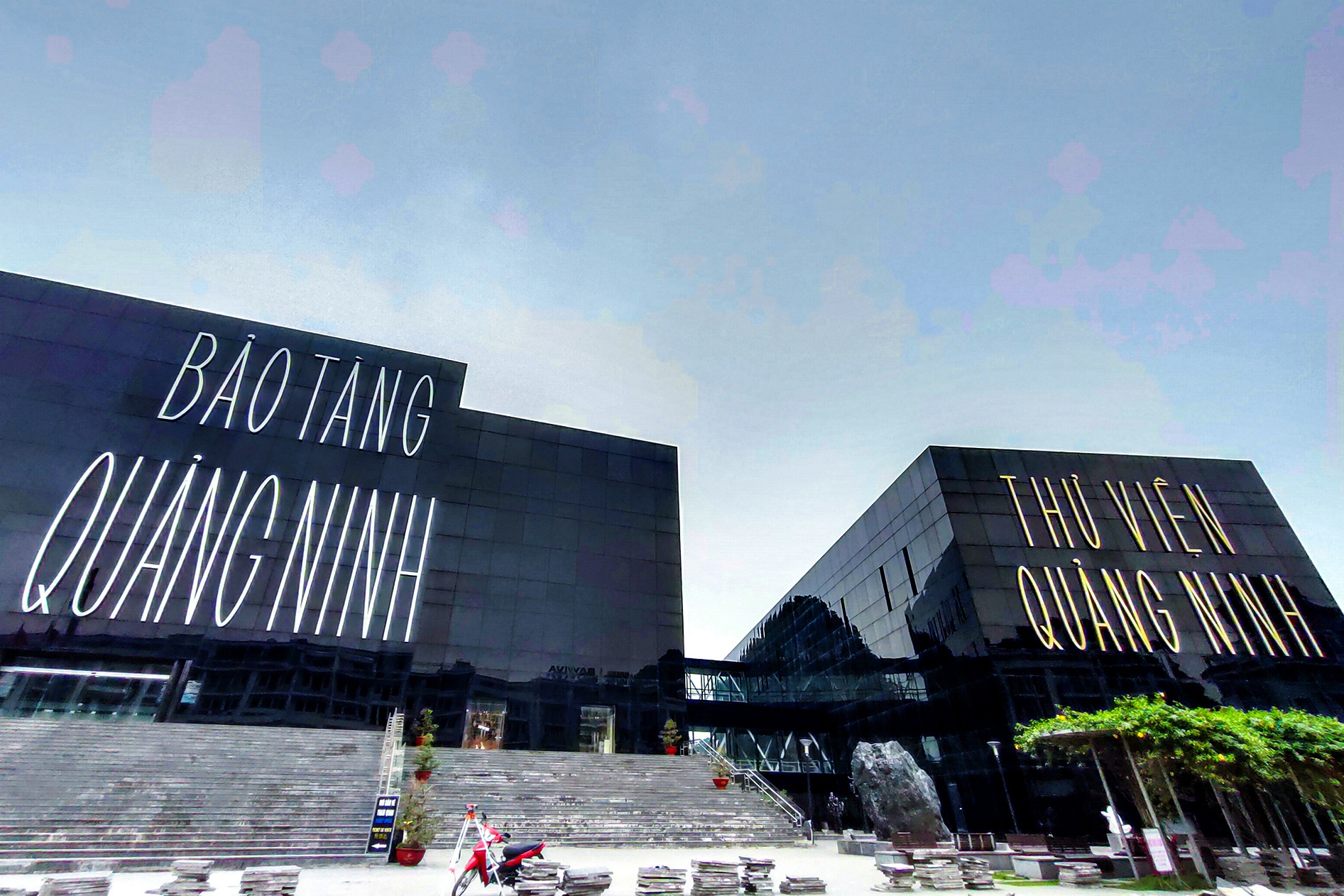 Ha Long vang ve trong ngay dau dung don khach hinh anh