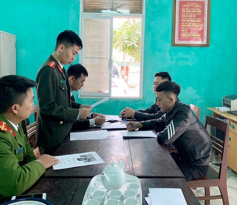 Phat 10 trieu thanh nien 10X tung tin that thiet ve dich Covid-19 anh 1