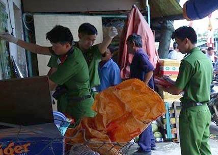 No sung hon chien o tiem tra chanh, 1 nguoi chet hinh anh