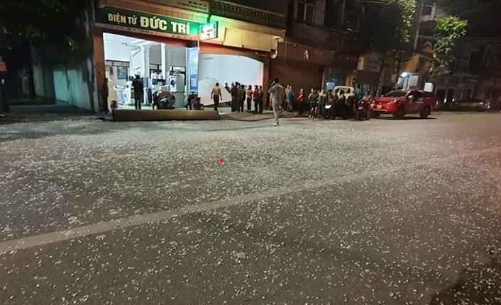 No binh ga moi thay lam 2 nguoi bi thuong anh 1