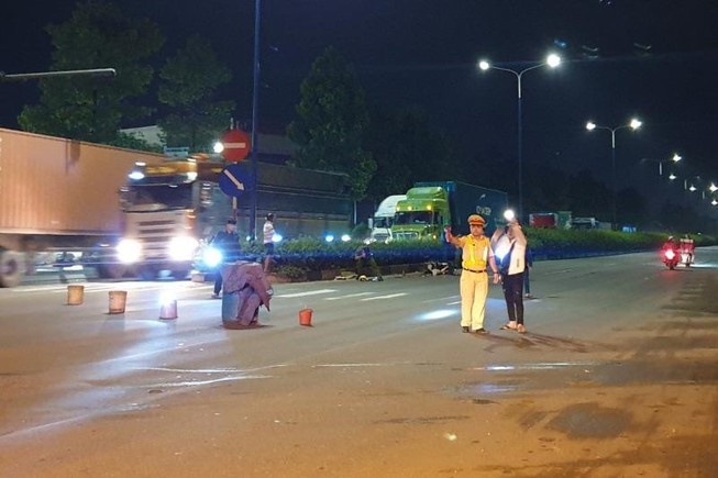 Doi nam nu tai Binh Duong chet tham vao rang sang hinh anh