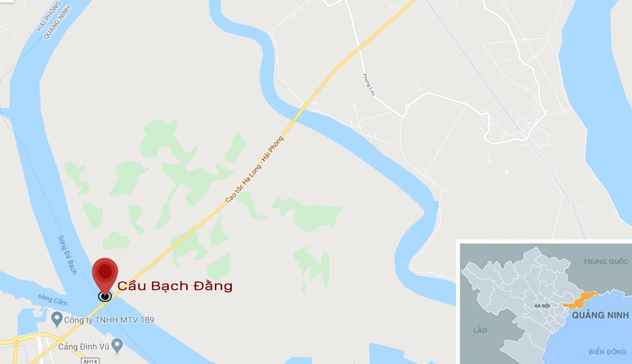 Xe Mercedec boc chay tro khung tren cau Bach Dang anh 2