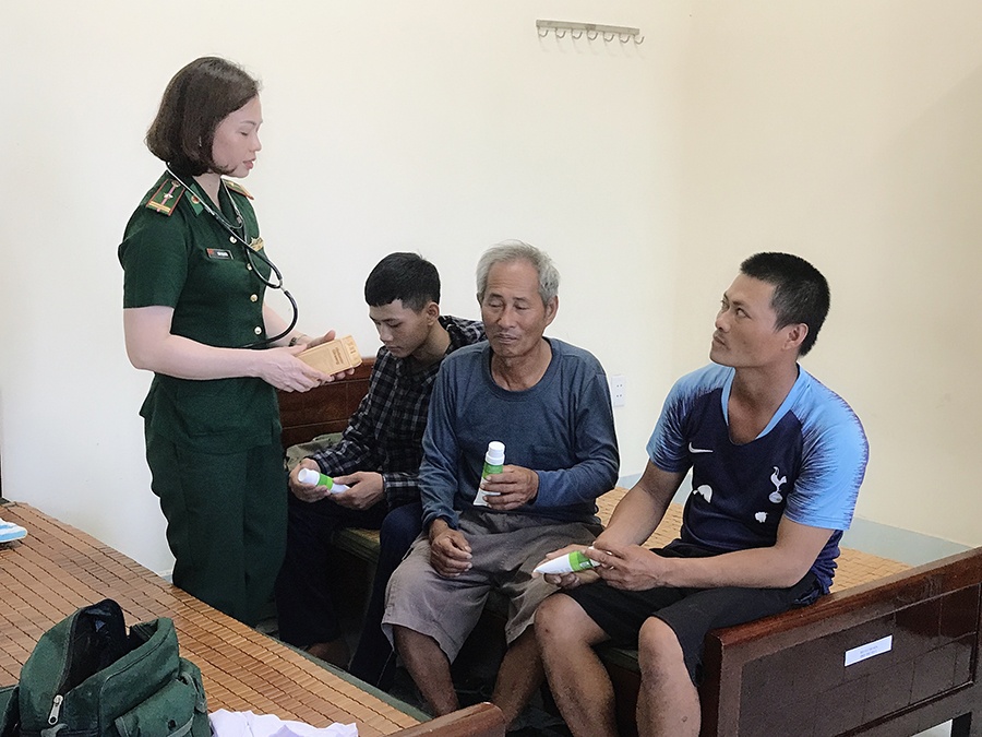 Tàu cá ảnh 1 Tau ca anh 1