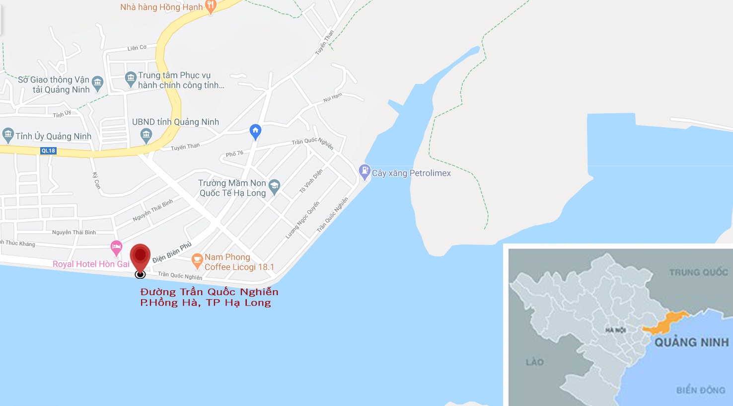 Oto lao xuong bien,  4 nguoi bi mac ket trong xe anh 2