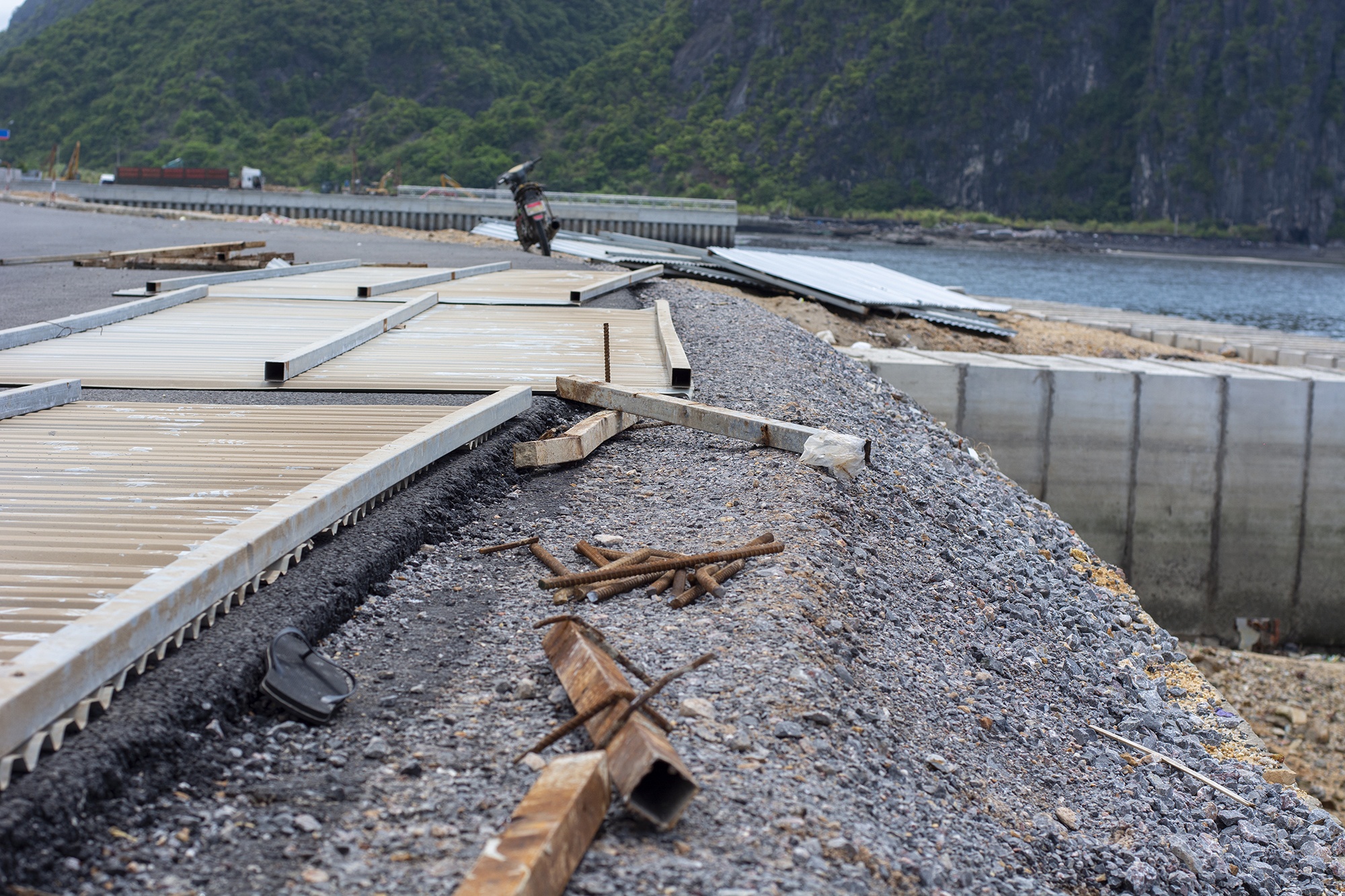 Cong trinh kem chat luong anh 9