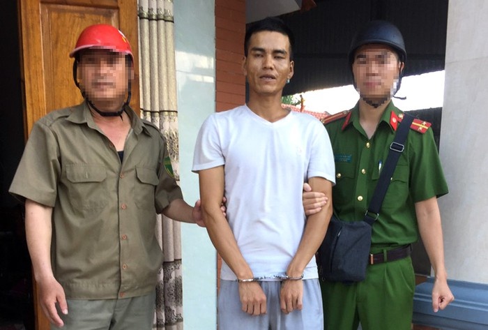 Khong che ga trai ke dao vao co me hinh anh