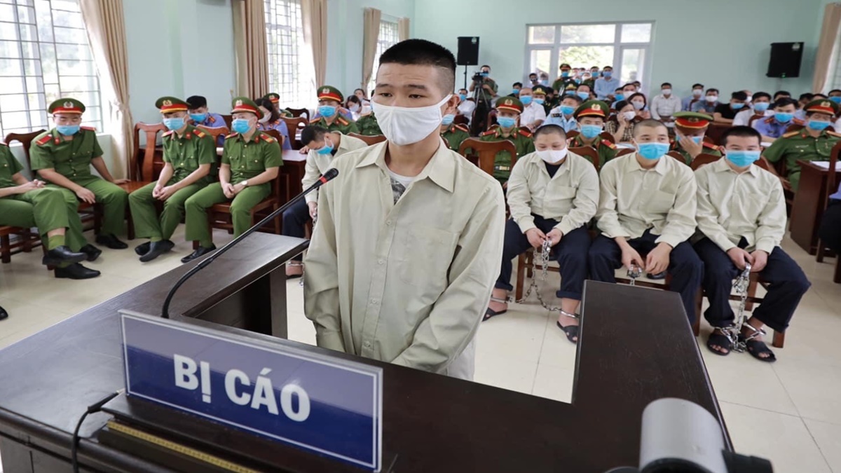 Hai anh em dua nguoi Trung Quoc vao Viet Nam trai phep phai ngoi tu hinh anh