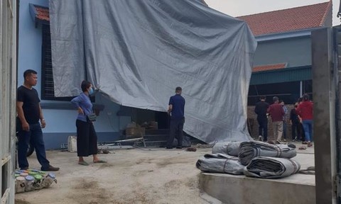 Hai người tử vong sau tiếng súng nổ ảnh 1 Hai nguoi tu vong sau tieng sung no anh 1