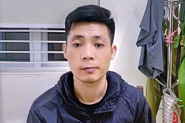 Đưa bạn gái vào nhà nghỉ để chiếm đoạt tài sản ảnh 1 Dua ban gai vao nha nghi de chiem doat tai san anh 1