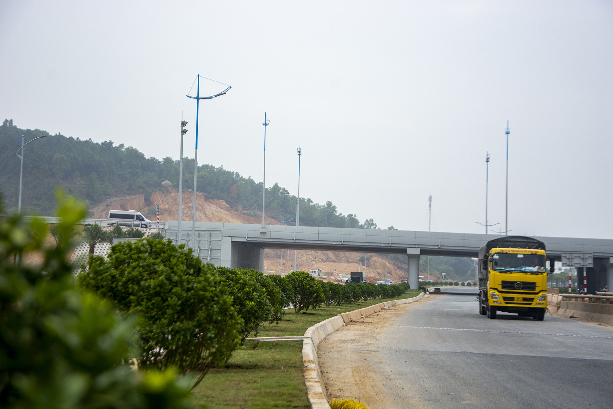 Nut giao Minh Khai anh 6