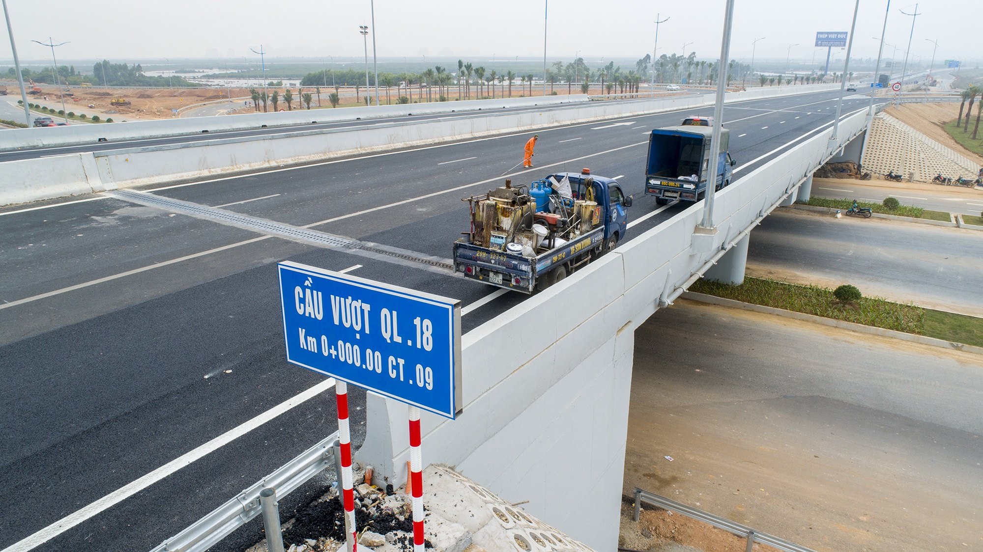 Nut giao Minh Khai anh 5