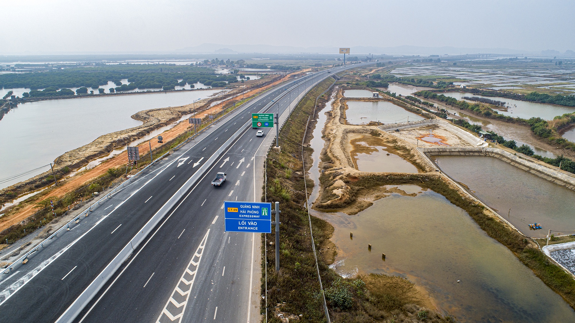 Nut giao Minh Khai anh 13