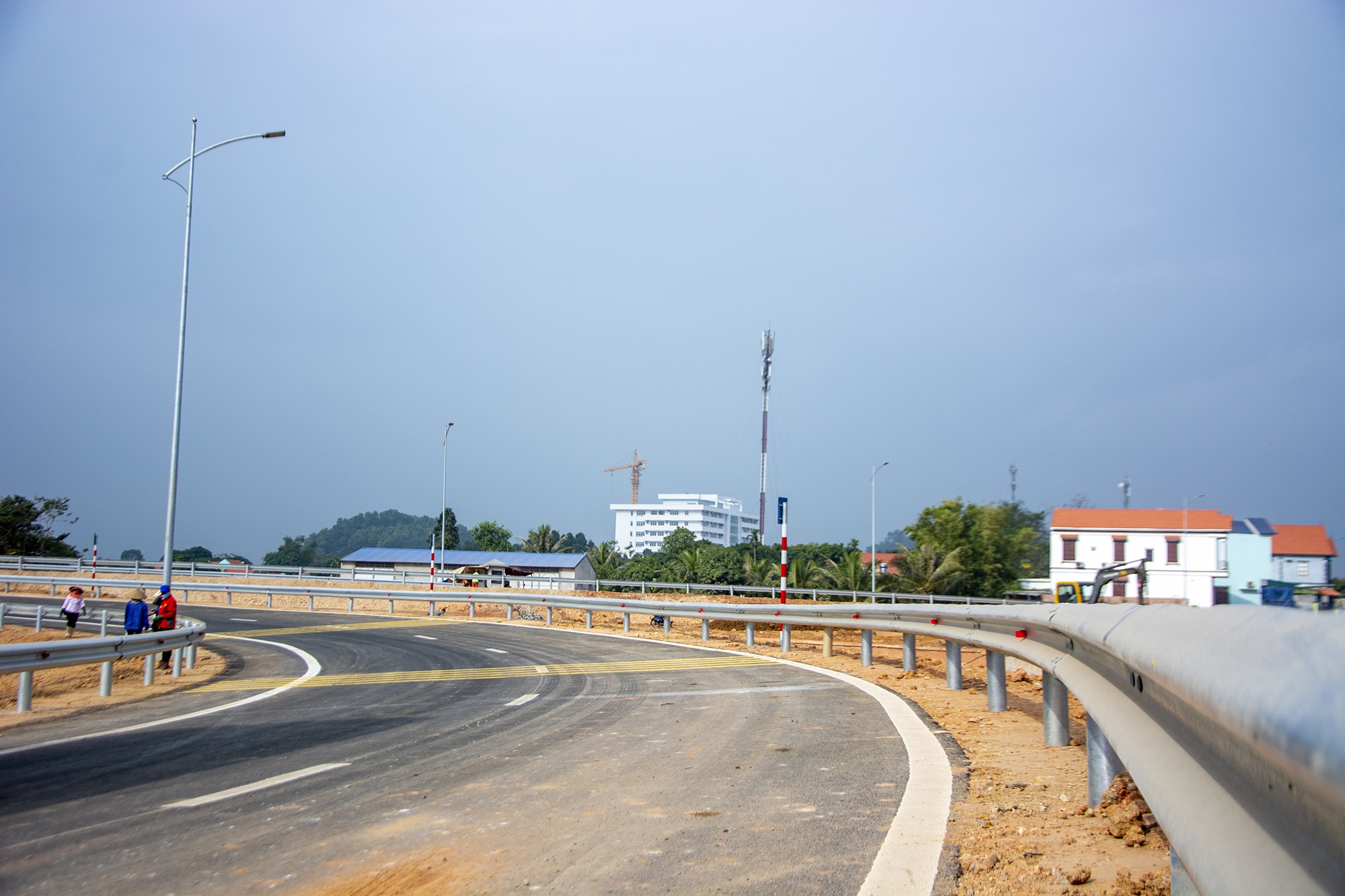 Nut giao Minh Khai anh 12