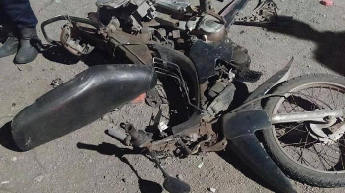 Tai xe xe may tu vong khi di nguoc chieu hinh anh