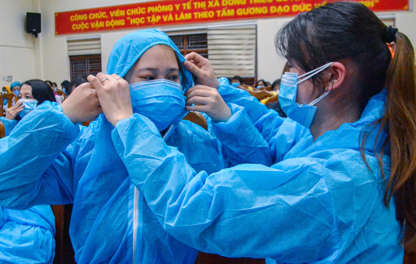 lay mau xet nghiem Covid-19 anh 2