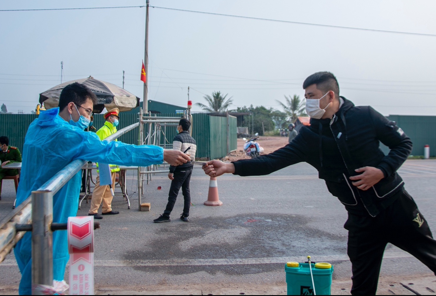 Chot phong dich anh 4