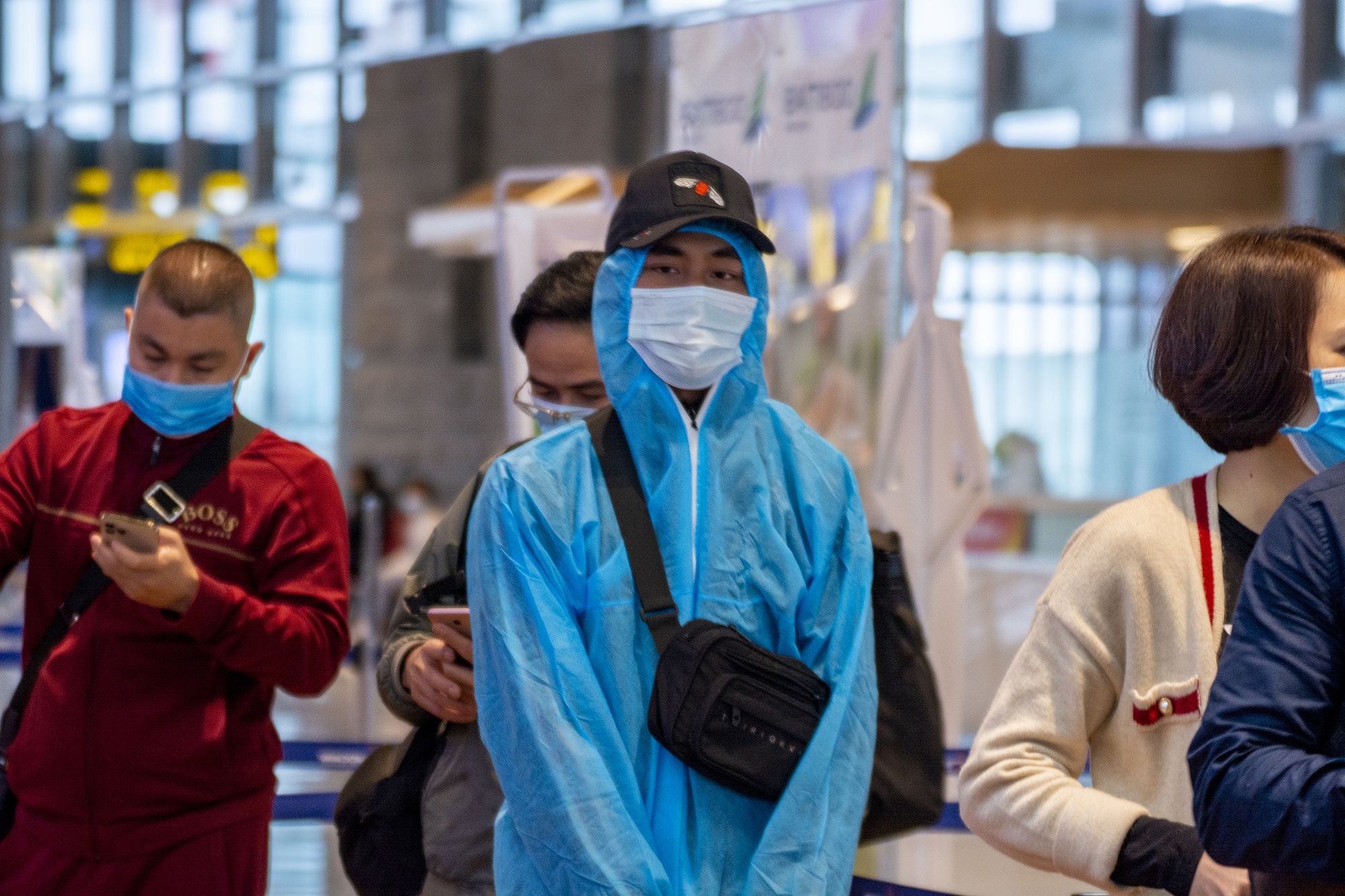 San bay Van Don anh 10