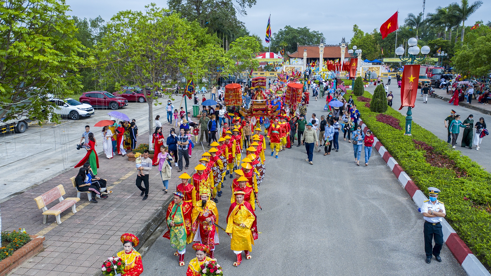 Le hoi Bach Dang anh 5