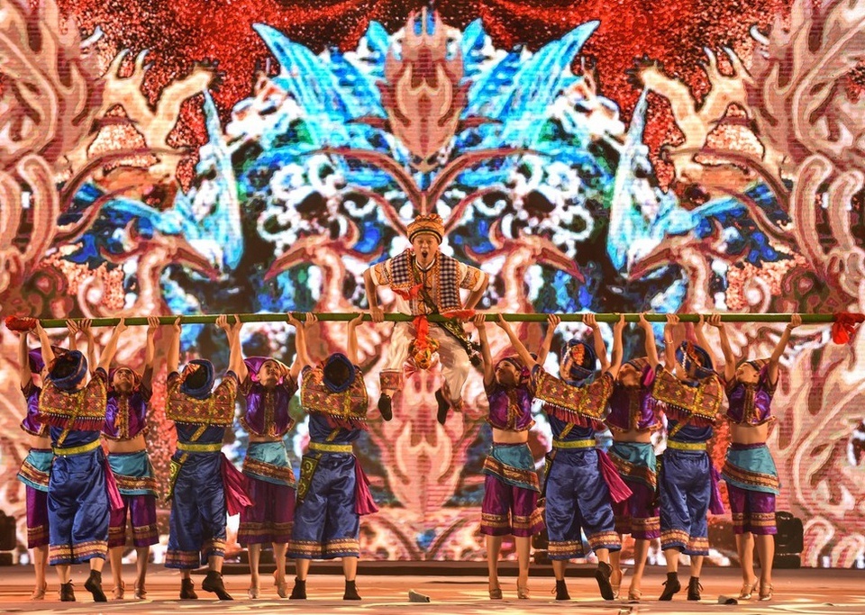 Quang Ninh dung to chuc le hoi anh 1