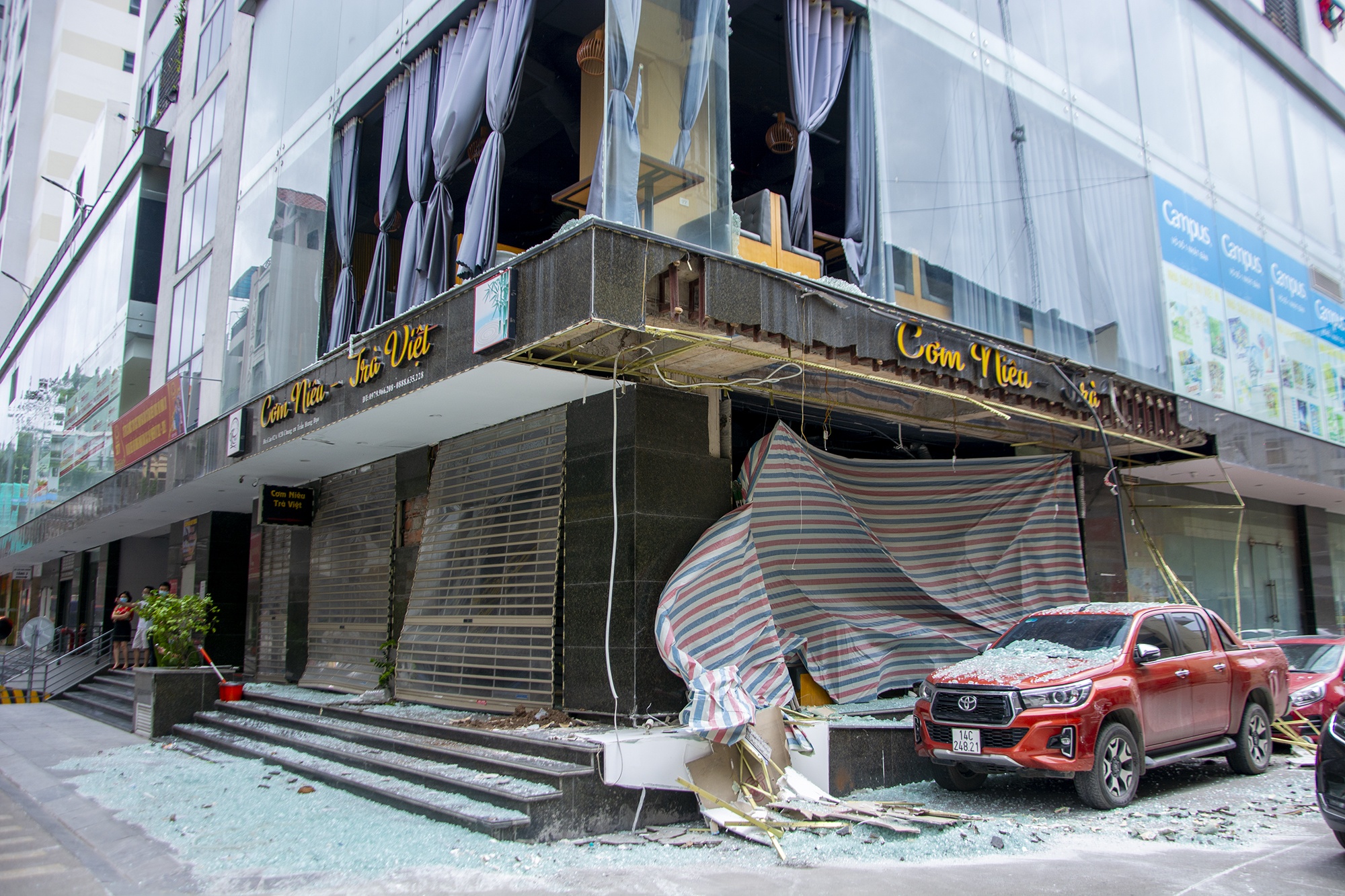 No nha hang o Ha Long nghi do ro ri khi gas hinh anh