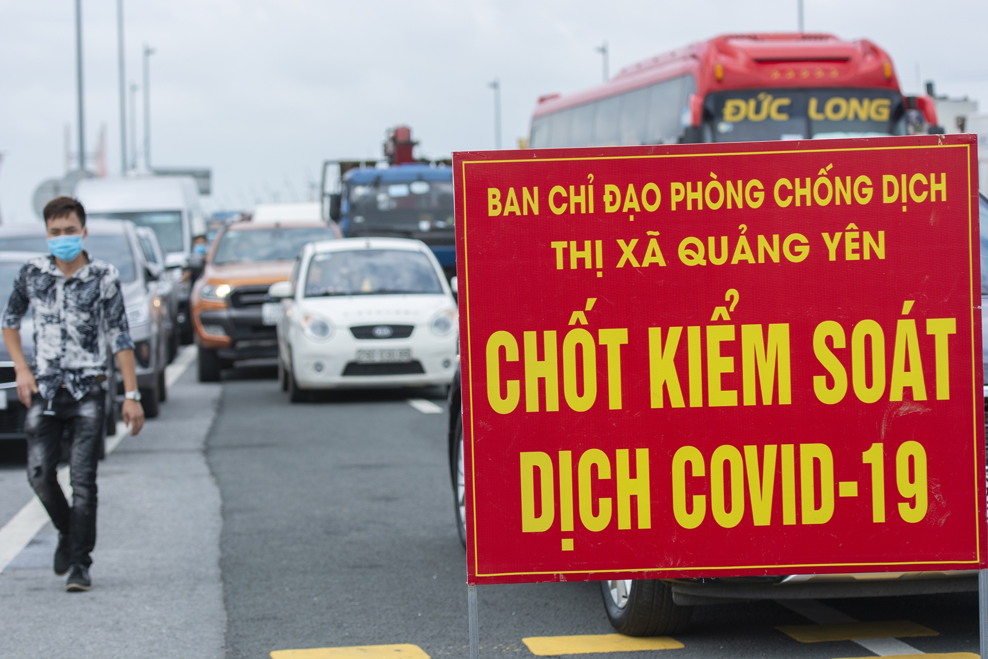 Un tac truoc chot kiem soat dich Covid-19 o Quang Ninh hinh anh