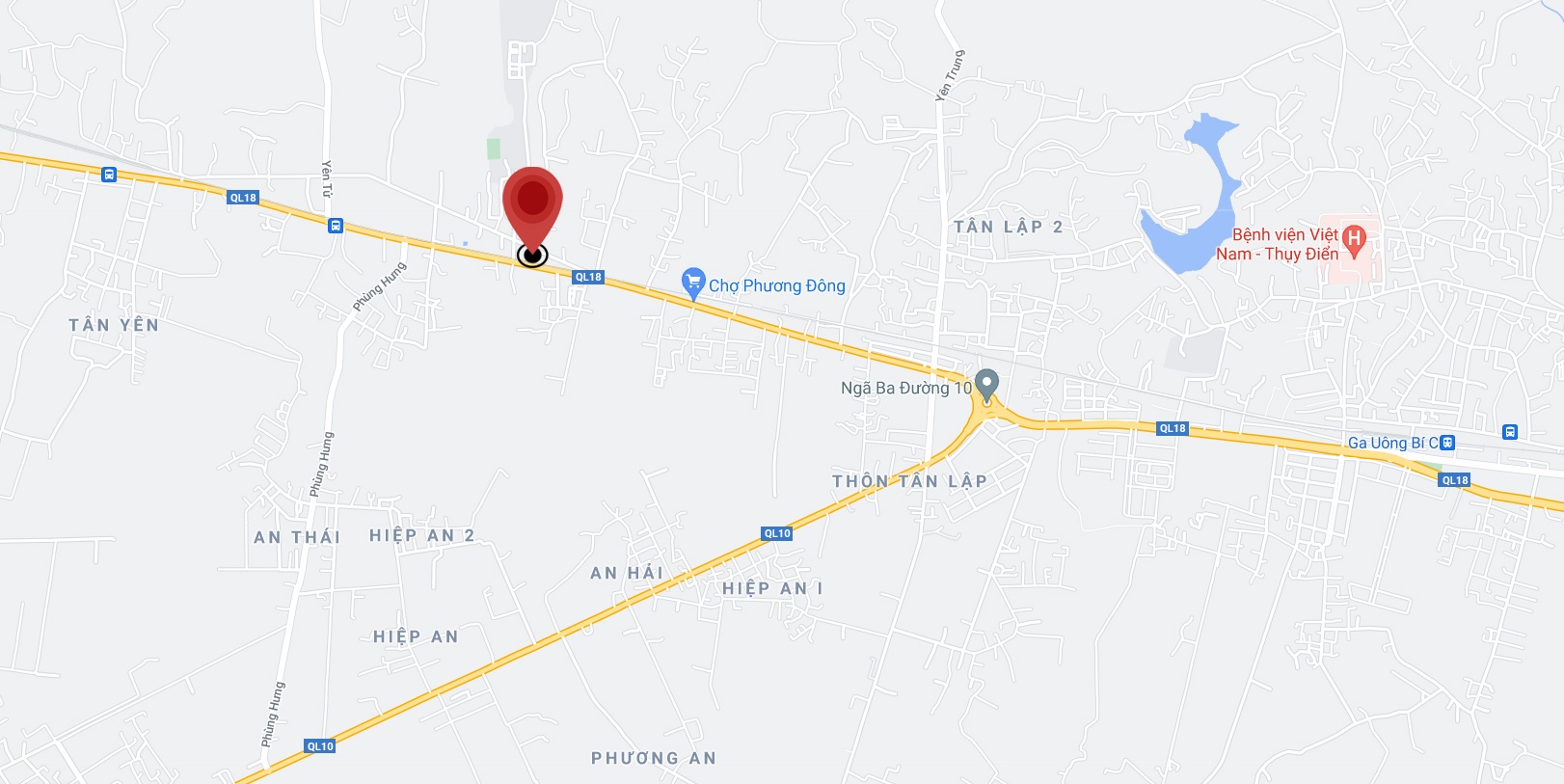 Mot nguoi tu vong sau khi va cham voi xe con anh 2