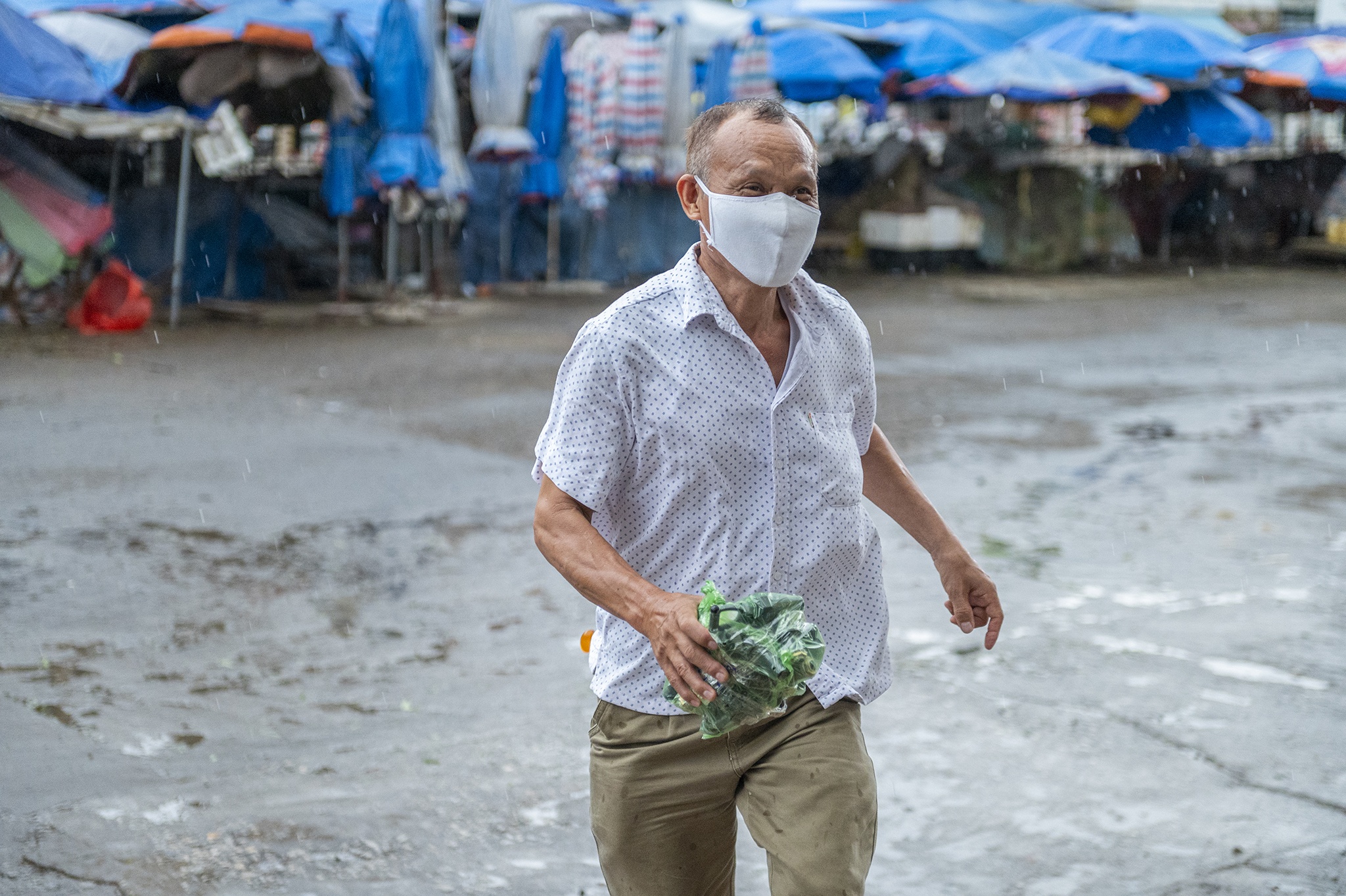 Phong toa khu vuc xuat hien ca tai duong tinh voi nCoV o Quang Ninh anh 8