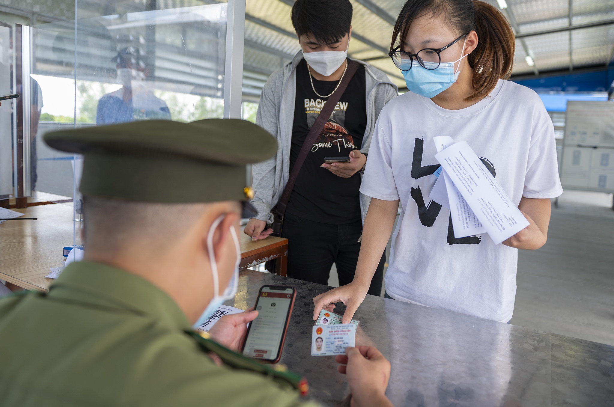 phai quay dau do chua tiem du 2 mui vaccine anh 5