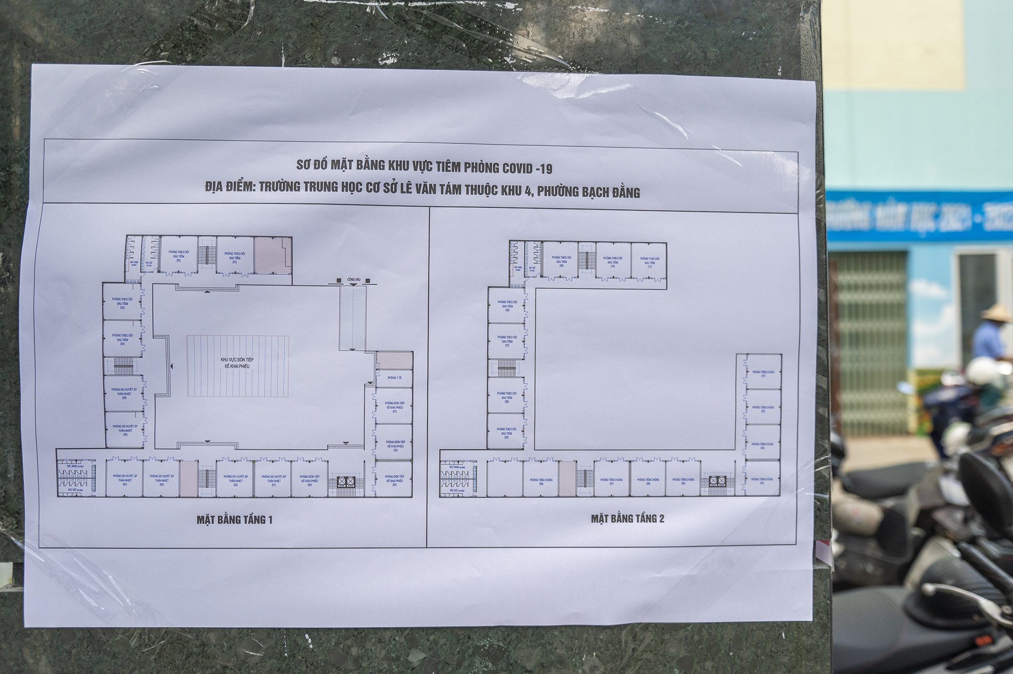 Nguoi dan cam co cho tiem vaccine ngua Covid-19 anh 4