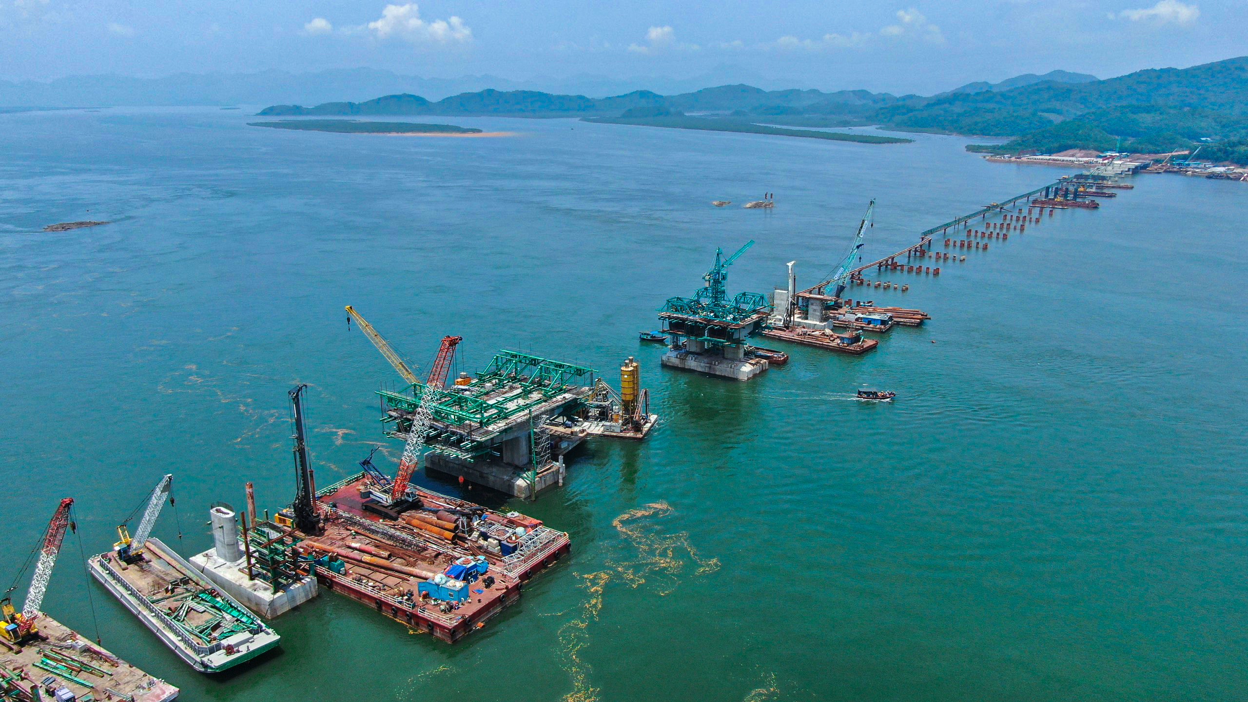 Quang Ninh quyet tam hoan thanh 3 du an giao thong lon trong nam 2021 anh 5