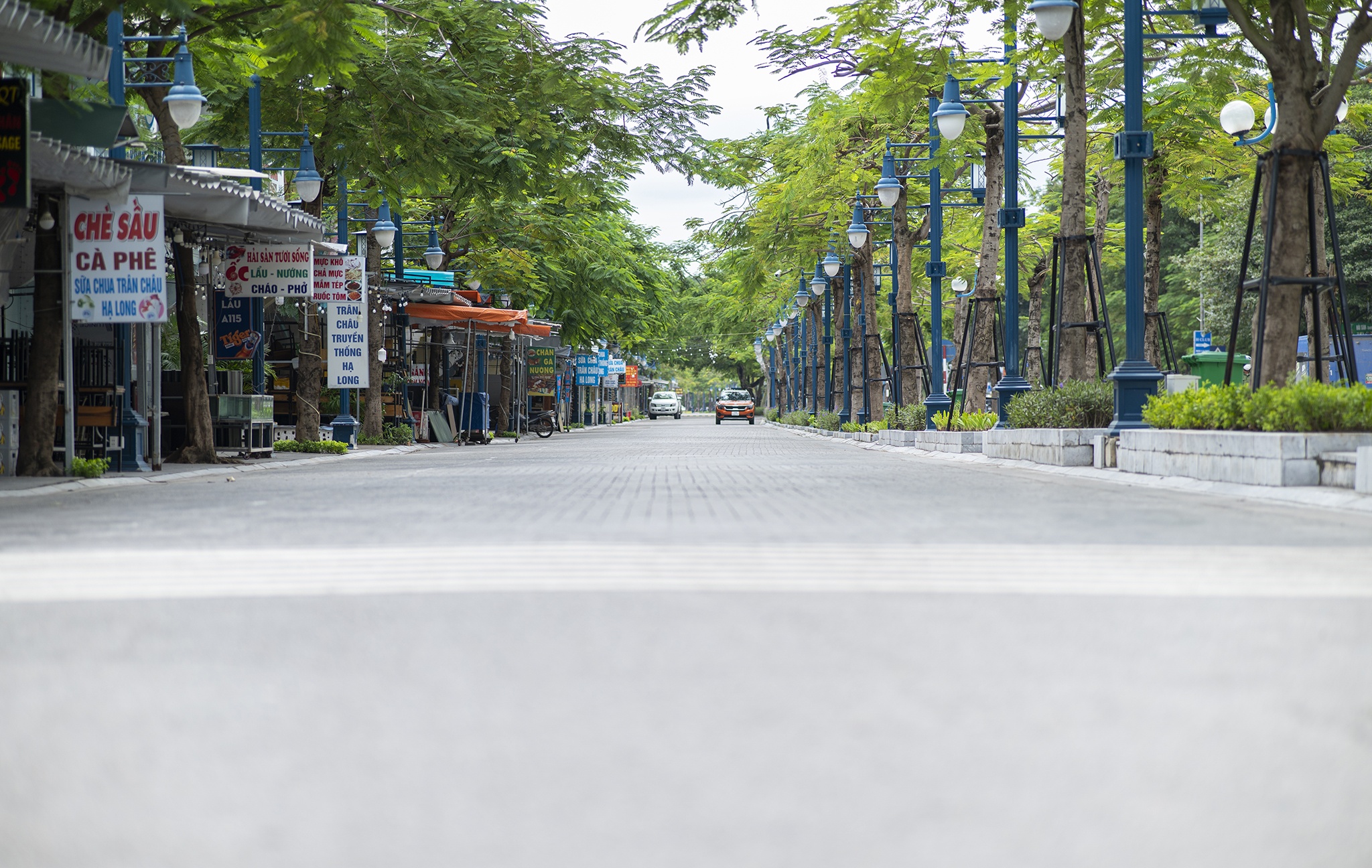 Khu du lich,  Khu du lich Bai Chay,  Khu du lich Ha Long,  Quang Ninh,  Ha Long,  du lich,  khach du lich,  du khach,  dich Covid-19,  Covid-19 anh 2