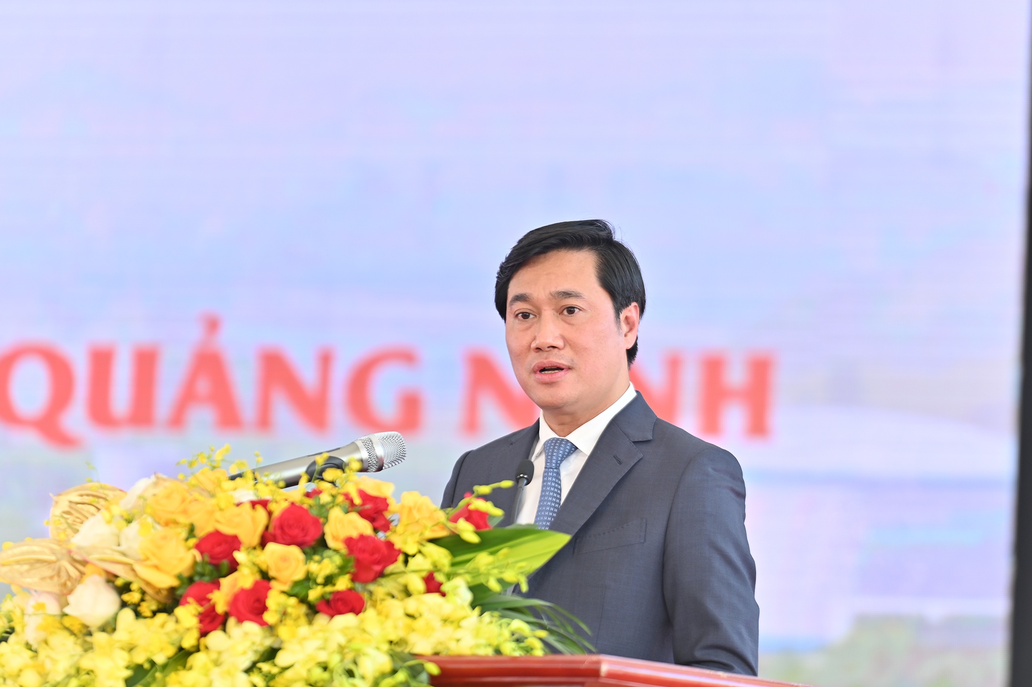 Du an,  Quang Ninh,  Ha Long xanh,  cang Van Ninh,  San Golf Dong Trieu,  Ha Long,  giao thong,  ha tang anh 4