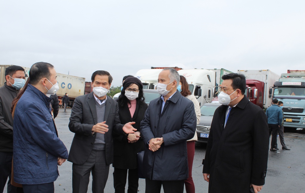 Mong Cai,  Quang Ninh,  Trung tam giao dich nong lam thuy san,  Bo Nong nghiep va phat trien nong thon,  Bo cong thuong,  cua khau,  hang nong san anh 2