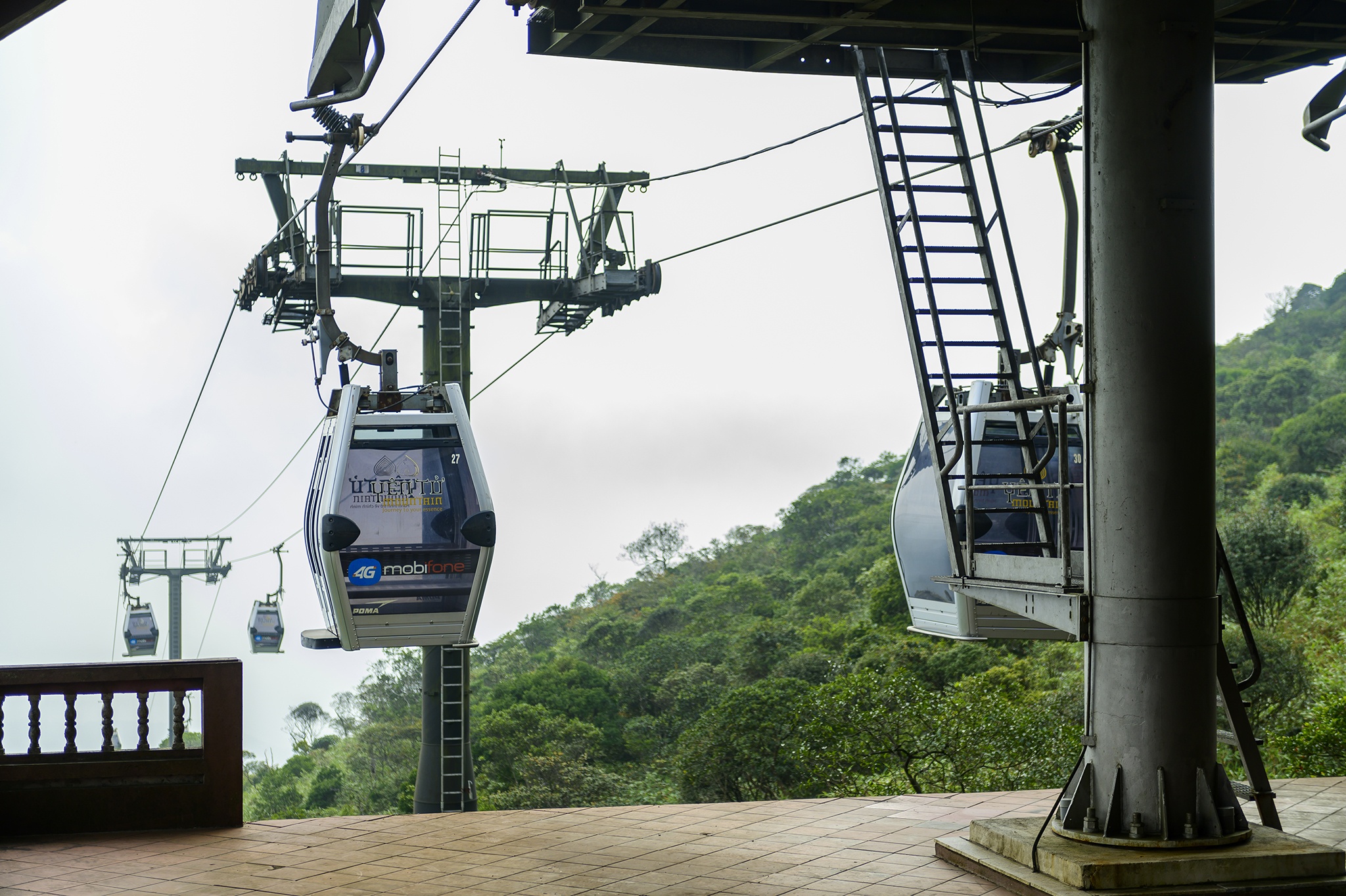 Yen Tu,  Uong Bi,  Quang Ninh,  chua Yen Tu,  chua Dong,  di tich Yen Tu,  hang luu niem,  bay ban,  du khach anh 7