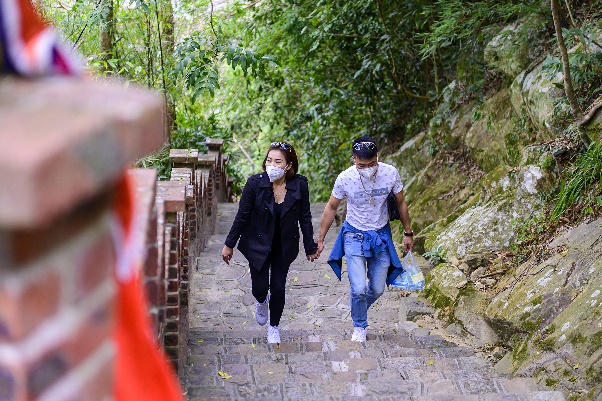 Yen Tu,  Uong Bi,  Quang Ninh,  chua Yen Tu,  chua Dong,  di tich Yen Tu,  hang luu niem,  bay ban,  du khach anh 9