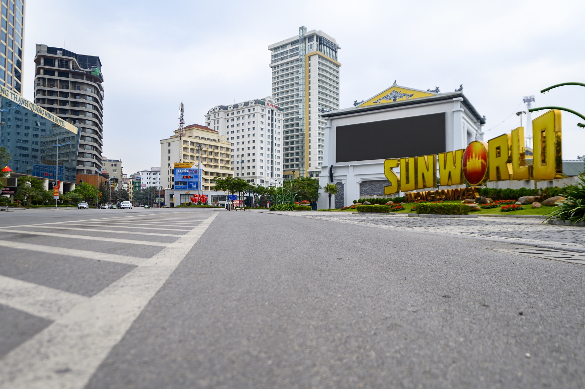 Du lich,  du lich Ha Long,  Quang Ninh,  tau du lich,  khach san,  vinh Ha Long,  Ha Long,  phong chong dich Covid-19,  Covid-19 anh 2