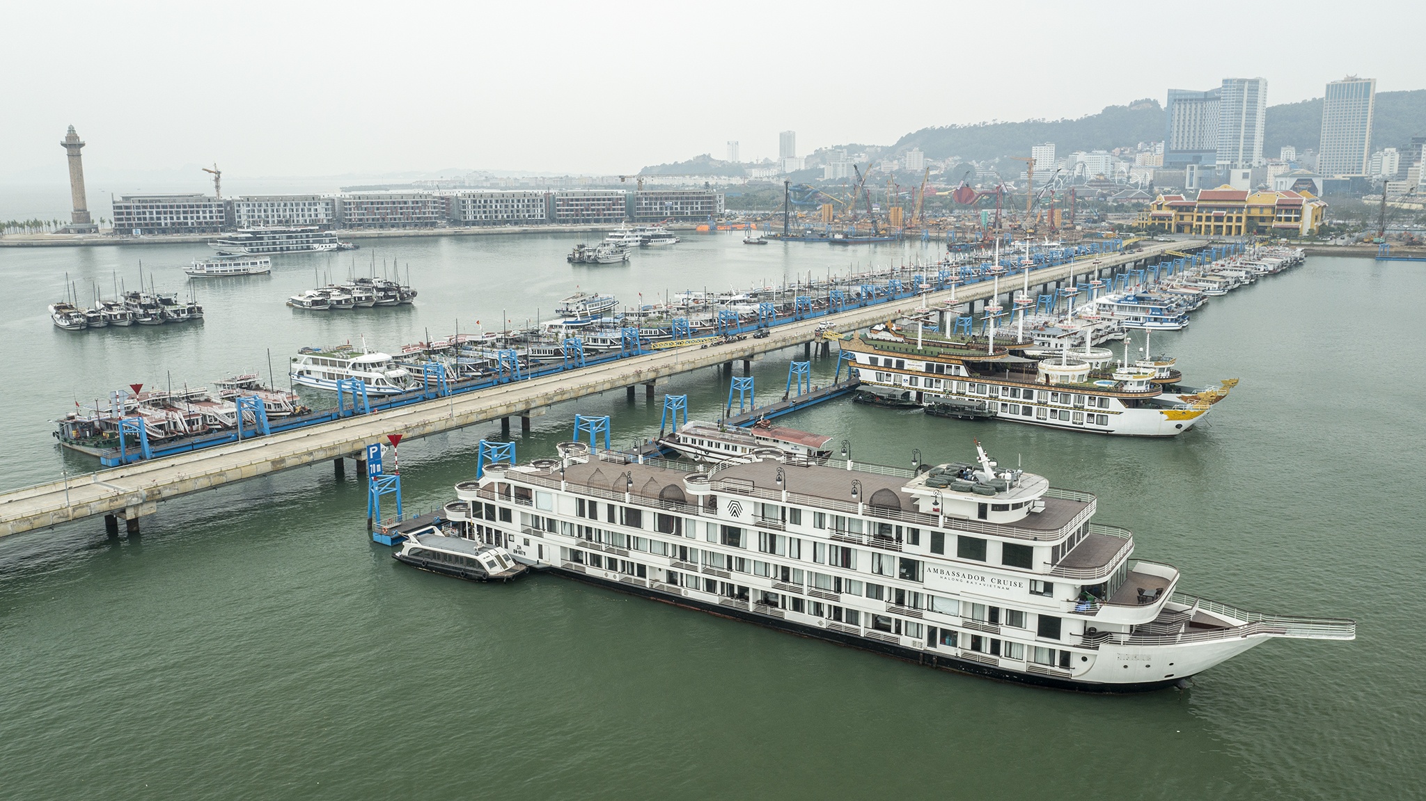 Du lich,  du lich Ha Long,  Quang Ninh,  tau du lich,  khach san,  vinh Ha Long,  Ha Long,  phong chong dich Covid-19,  Covid-19 anh 3