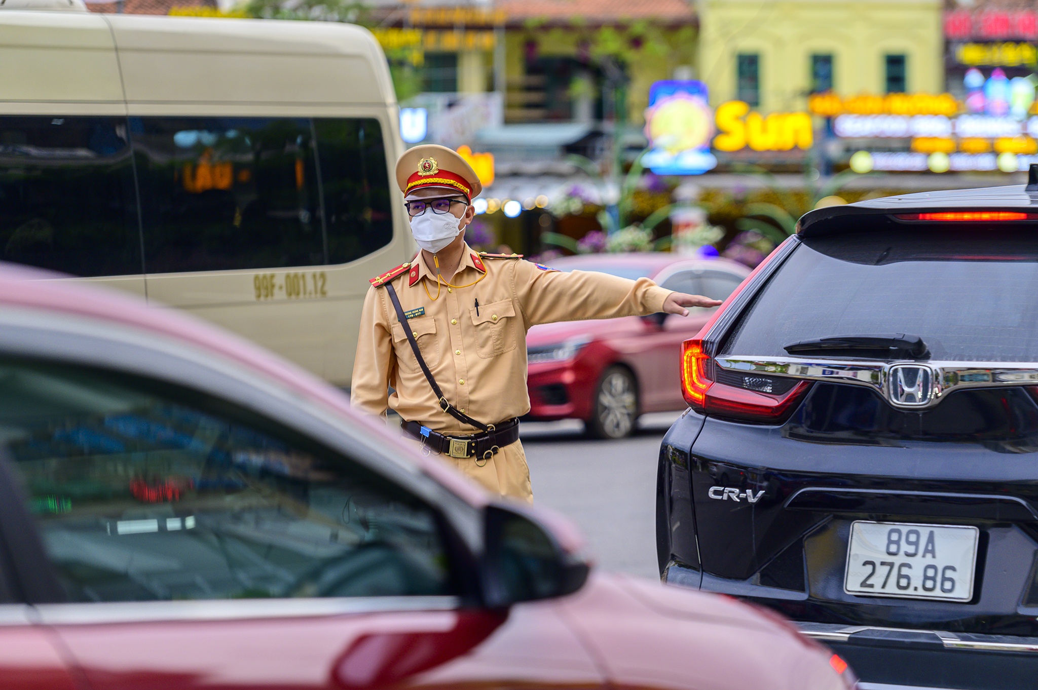 tac duong,  un tac,  Quang Ninh,  Ha Long,  bien cam do,  duong Tran Quoc Nghien,  khu du lich Bai Chay,  Bai Chay,  bai bien anh 14