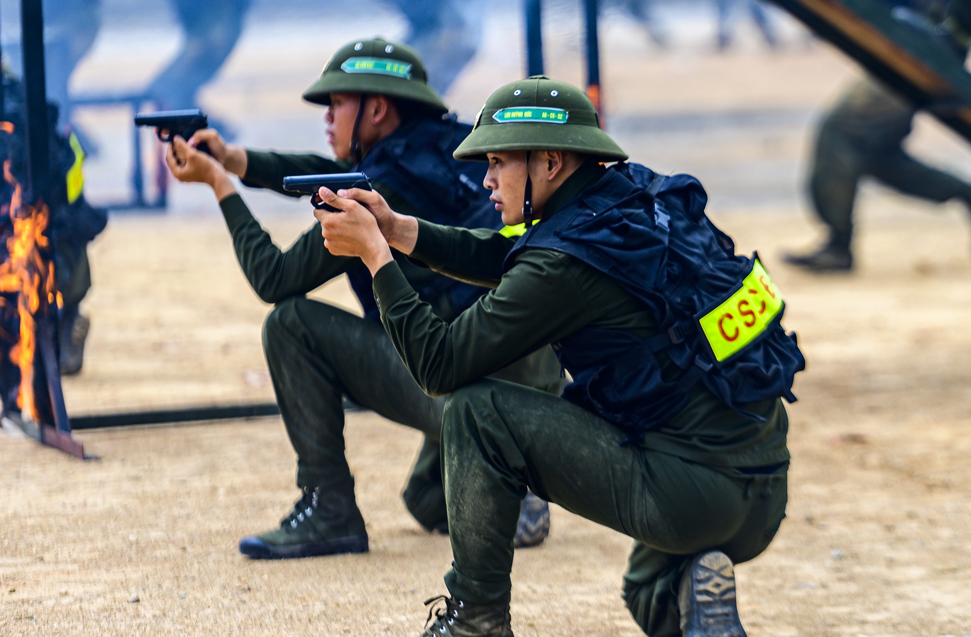 CSCD dien tap ban sung tran ap toi pham hinh anh